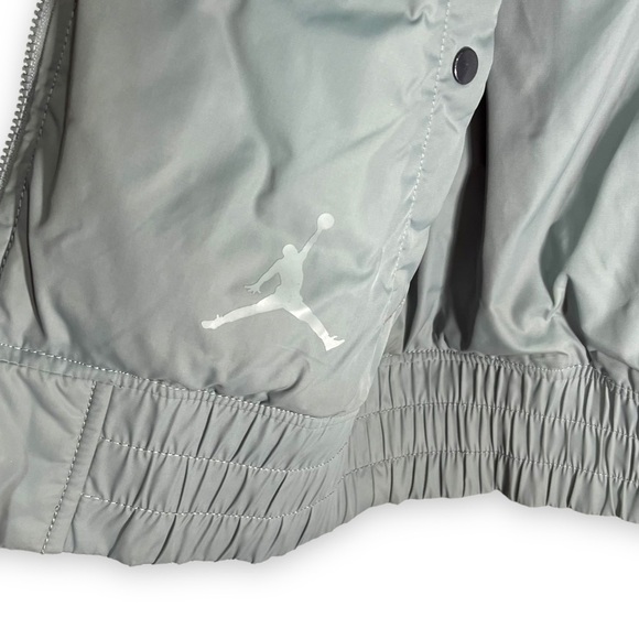 Nike Air Jordan Jumpman Reversible Quilted Puffer Vest, Red Camo/Grey, Size XS - Picture 5 of 12